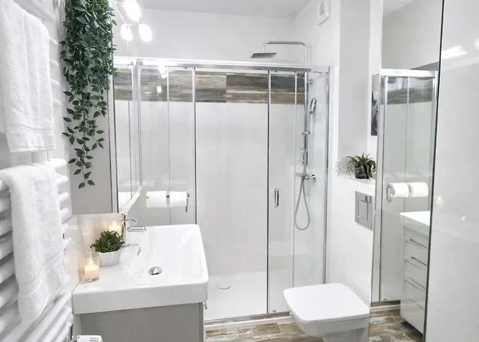 Good Time Centrum Strzelecka A * 포즈난