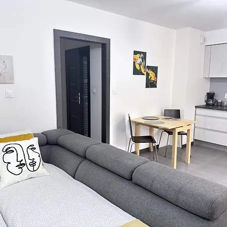 Lägenhet Good Time Strzelecka A Poznań